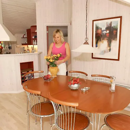 Three-bedroom Holiday In 2 Feriehus Vestervig